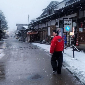 男人把鸡巴插女人屁股里视频
