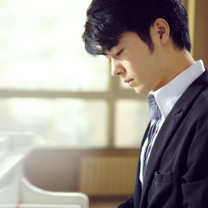 男人把鸡巴插女人屁股里视频
